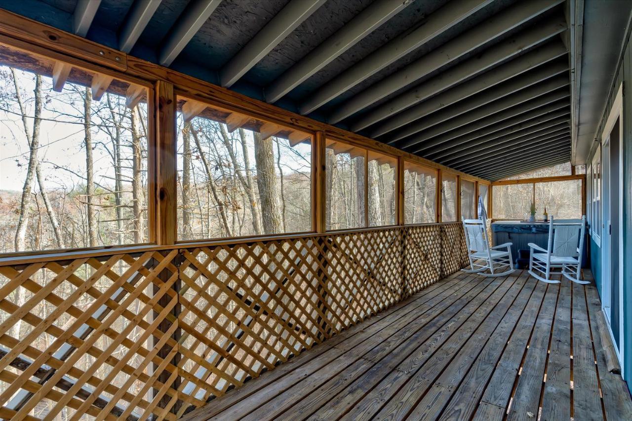 The Pet Friendly Cub Cabin Sevierville Extérieur photo